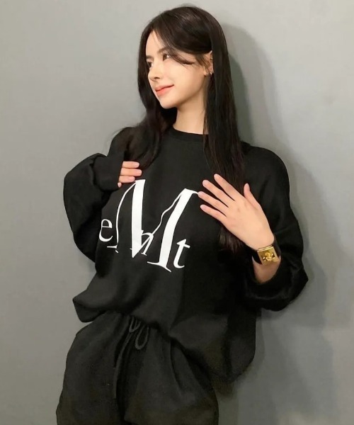 MUCENT（ムセント）の「◇MUCENT◇ブランド直輸入正規品/MUCENT ビッグロゴ ルーズフィット MTM BIG LOGO LOOSE FIT MTM（スウェット・レディース・ブラック/レッド/グレー・L/M）」の22枚目の写真