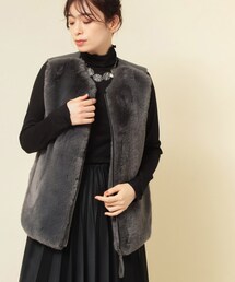 Sunauna（スーナウーナ）の「【3色展開】フェイクファーベスト（ベスト）」