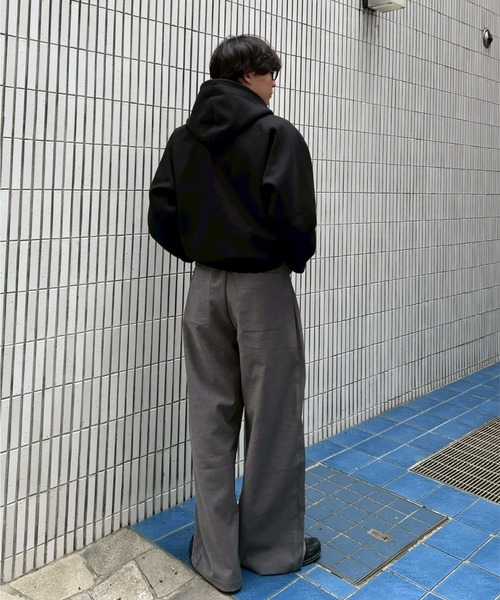 Chikashitsu +（チカシツプラス）の「【Chikashitsu +】heavy weight cotton cropped hoodie / 【チカシツプラス】ヘビーウェイトコットンクロップドパーカー（パーカー・メンズ・グレー/杢グレー/ブラック・ONE SIZE）」の10枚目の写真