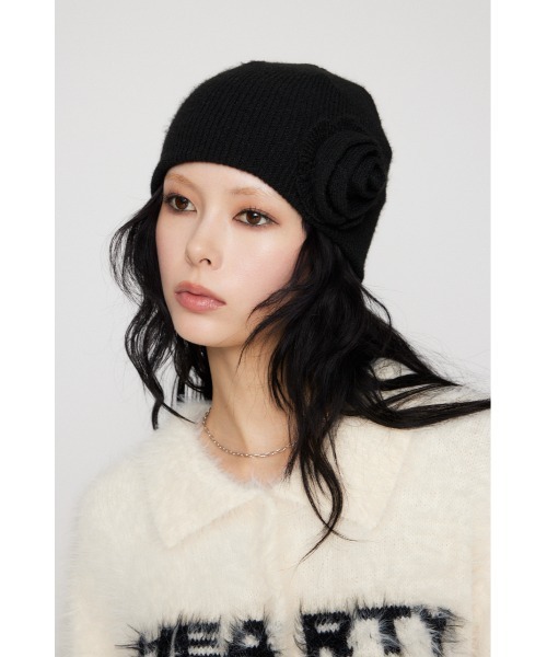 LAGUA GEM（ラグアジェム）の「FLOWER MOTIF KNIT キャップ（ニットキャップ/ビーニー・レディース・レッド系その他/グレー系その他2/ブラック・FREE）」の6枚目の写真