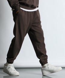 The DUFFER of ST.GEORGE（ザダファーオブセントジョージ）の「【WEB限定アイテム】14oz HEAVY WEIGHT SETUP SWEAT PANTS:14オンス ヘビーウェイト セットアップ ルーズフィット スウェットパンツ（スウェットパンツ）」