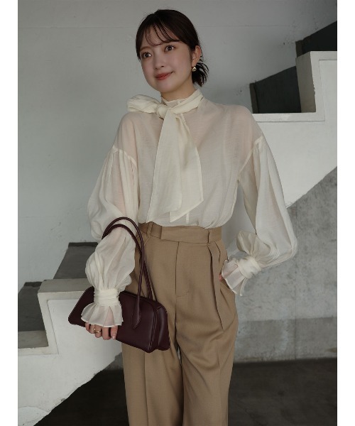 anuans（アニュアンス）の「【XSサイズあり】ベーシックタックワイドパンツ（スラックス・レディース・ベージュ/ブラウン/グレー・SMALL/MEDIUM/X-SMALL）」の13枚目の写真