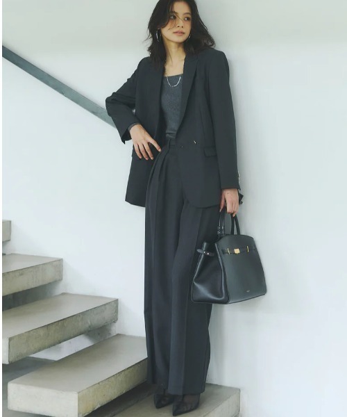 anuans（アニュアンス）の「【XSサイズあり】ベーシックタックワイドパンツ（スラックス・レディース・ベージュ/ブラウン/グレー・SMALL/MEDIUM/X-SMALL）」の5枚目の写真