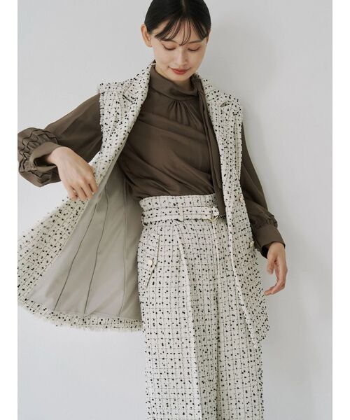 TONAL(トーナル)の「ツイードベルト付ワイドパンツ(その他パンツ・レディース・オフホワイト/ブラック・SMALL/MEDIUM)」の6枚目の写真