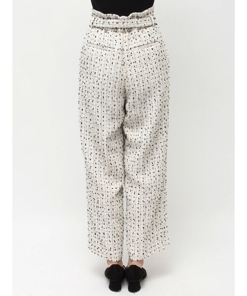 TONAL(トーナル)の「ツイードベルト付ワイドパンツ(その他パンツ・レディース・オフホワイト/ブラック・SMALL/MEDIUM)」の19枚目の写真