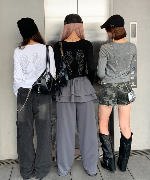 lilful（リルフル）の「羽モチーフ ラインストーン バックデザイン コンパクトロンT（Tシャツ/カットソー・レディース・ホワイト/ブラック/グレー・S/M）」の19枚目の写真