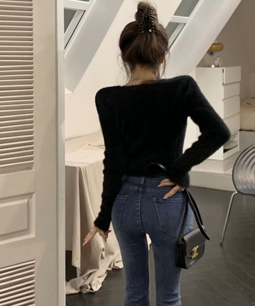 shopnikoniko（ショップニコニコ）の「シャギーニット カーディガン ショート丈 クロップド丈 カーデ（カーディガン/ボレロ・レディース・ホワイト/ブラック・フリー）」の7枚目の写真