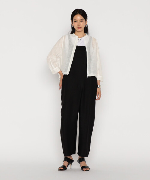 Gabardine K.T（ギャバジンケーティー）の「麻調合繊 パンツディテールオールインワン（サロペット/オーバーオール・レディース・グレー/ブラック・11号）」の9枚目の写真