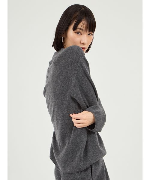 emmi（エミ）の「【セットアップ対応】ラムウールオーバーニットトップス（ニット/セーター・レディース・バーガンディー/ライトベージュ/チャコールグレー・F）」の7枚目の写真