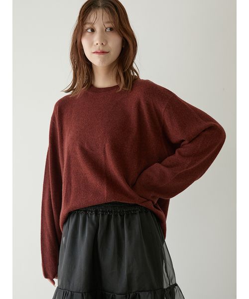 emmi（エミ）の「【セットアップ対応】ラムウールオーバーニットトップス（ニット/セーター・レディース・バーガンディー/ライトベージュ/チャコールグレー・F）」の3枚目の写真