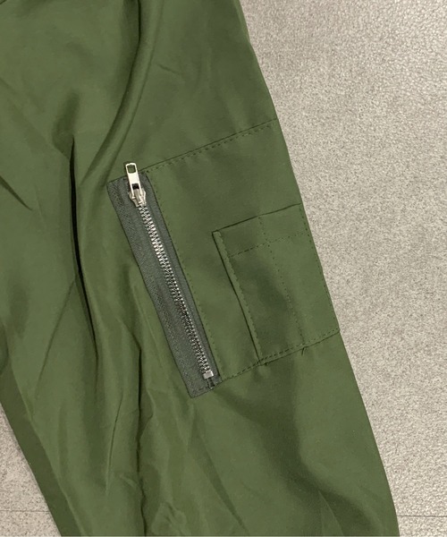 link lot(リンクロット)の「ネックデザインスタンダードMA-1(MA-1・メンズ・ブラック/カーキ・M)」の14枚目の写真