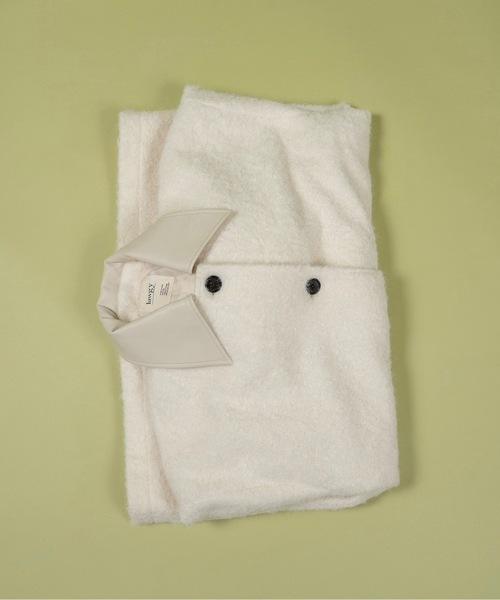 different material fluffy coat / ディファレントマテリアル