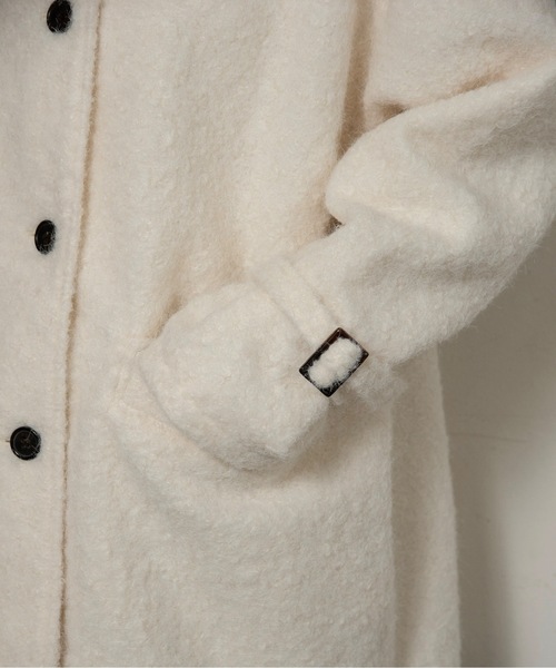 lawgy（ラウジー）の「different material fluffy coat / ディファ