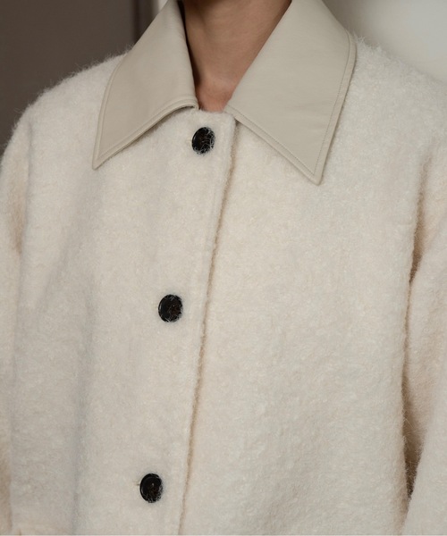 different material fluffy coat / ディファレントマテリアル