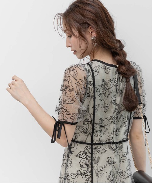 RANDA（ランダ）の「エンブロイダリーチュールパイピングドレス（ワンピース・レディース・ブラウン/ブルー/ブラック・0/1）」の8枚目の写真