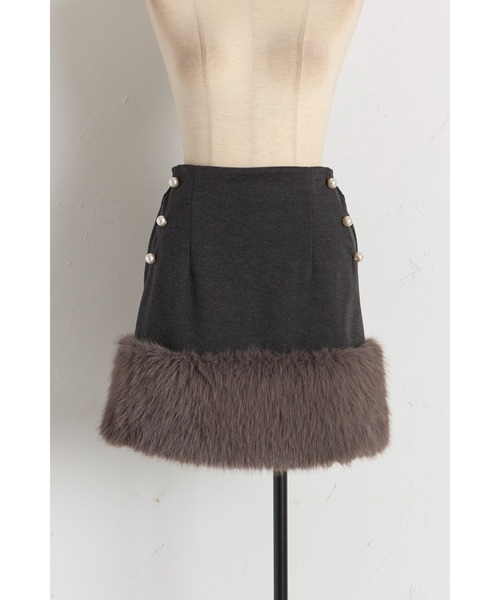 tocco closet(トッコ クローゼット)の「【ZOZO限定】インナーパンツ付き裾ファーパール装飾ミニスカート(スカート・レディース・チャコールグレー/ベージュ/ライトグレー・M)」の10枚目の写真