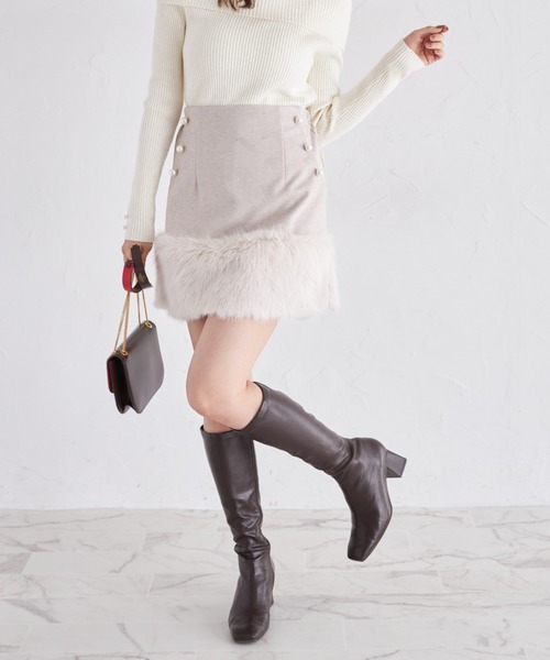 tocco closet(トッコ クローゼット)の「【ZOZO限定】インナーパンツ付き裾ファーパール装飾ミニスカート(スカート・レディース・チャコールグレー/ベージュ/ライトグレー・M)」の16枚目の写真