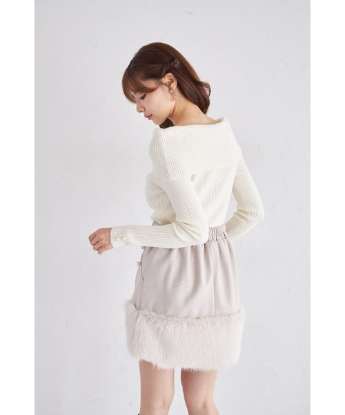 tocco closet(トッコ クローゼット)の「【ZOZO限定】インナーパンツ付き裾ファーパール装飾ミニスカート(スカート・レディース・チャコールグレー/ベージュ/ライトグレー・M)」の12枚目の写真