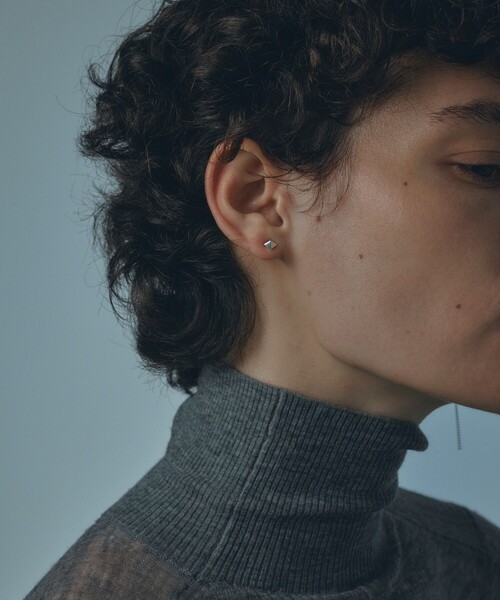 and cloud(アンドクラウド)の「Studs Charm Pierce(ピアス(両耳用)・レディース・シルバー系その他・FREE)」の6枚目の写真