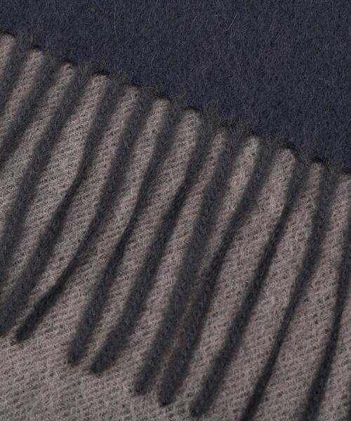 tk.TAKEO KIKUCHI（ティーケータケオキクチ）の「【カシミヤ】グラデーションマフラー（マフラー・メンズ・ネイビー系3/ワイン系2・00）」の6枚目の写真