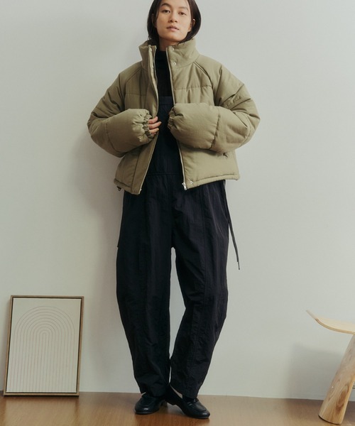 Libra Cue（リブラ キュー）の「中綿ショートブルゾン（ダウンジャケット/コート・レディース・ブラック/ベージュ・FREE）」の21枚目の写真