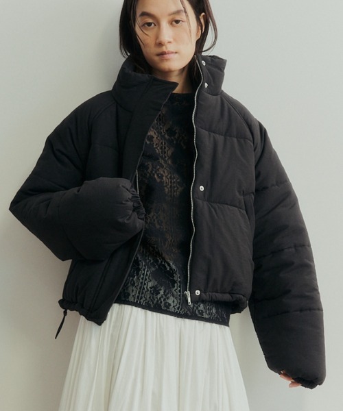 Libra Cue（リブラ キュー）の「中綿ショートブルゾン（ダウンジャケット/コート・レディース・ブラック/ベージュ・FREE）」の5枚目の写真