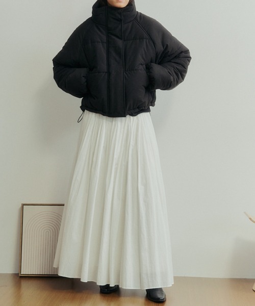 Libra Cue（リブラ キュー）の「中綿ショートブルゾン（ダウンジャケット/コート・レディース・ブラック/ベージュ・FREE）」の13枚目の写真