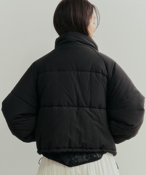 Libra Cue（リブラ キュー）の「中綿ショートブルゾン（ダウンジャケット/コート・レディース・ブラック/ベージュ・FREE）」の10枚目の写真