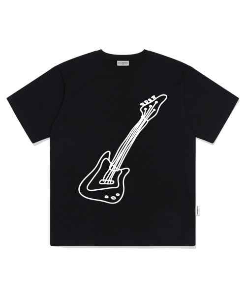 ESCAPEFROM(エスケープフロム)の「ビッグギタープリントオーバーサイズ半袖Tシャツブラック(Tシャツ/カットソー・レディース・その他・SMALL/MEDIUM/LARGE)」の1枚目の写真
