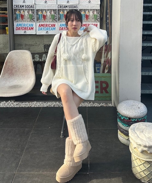 continuer de NICE CLAUP（コンティニューデナイスクラップ）の「モールケーブルフーディーミニワンピース（ワンピース・レディース・アイボリー/チャコールグレー/ボルドー・FREE）」の20枚目の写真