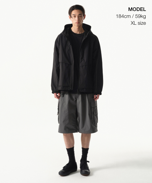 MUSINSA STANDARD（ムシンサスタンダード）の「[シティレジャー] スティッチウィンドブレーカージャケット [ブラック]（ナイロンジャケット・メンズ・その他・MEDIUM/LARGE/X-LARGE/XX-LARGE）」の2枚目の写真