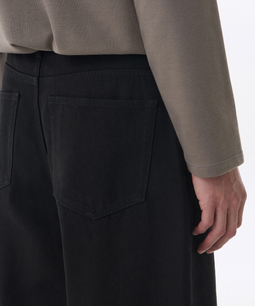 MUSINSA STANDARD（ムシンサスタンダード）の「裏起毛ビッグワイドデニムパンツ[ブラック]（デニムパンツ・メンズ・その他・40/38/42/36/34/32/30/31/33/27/28/29）」の5枚目の写真