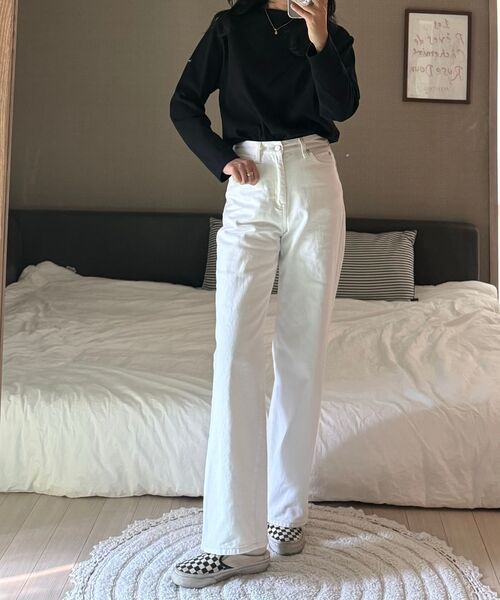LOOKAST(ルックキャスト)の「アデルデニムワイドパンツ_ホワイト / ADELE DENIM WIDE PANTS_WHITE(デニムパンツ・レディース・ホワイト・SMALL/X-SMALL)」の6枚目の写真