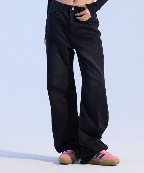 MOAA(モア)の「レトロストレートデニム (JEAN BLACK)(デニムパンツ・レディース・その他・SMALL/MEDIUM)」の1枚目の写真