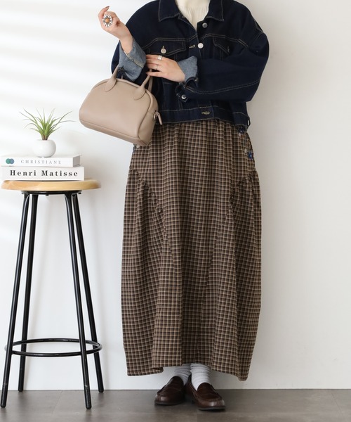 Emago(イマゴ)の「EMAGO ポケット花刺繍スカート(スカート・レディース・ブラウン/グリーン・FREE)」の9枚目の写真