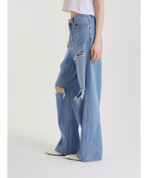 UNKNOWN PLANET(アンノウンプラネット)の「セミワイドスリットデニムパンツブルー(デニムパンツ・レディース・その他・LARGE/MEDIUM/SMALL)」の6枚目の写真
