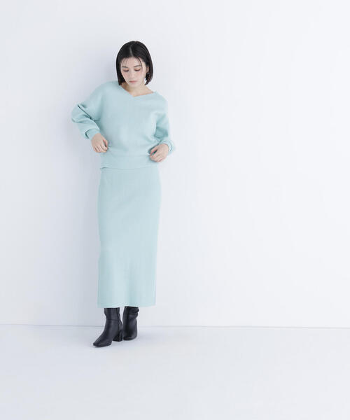 NATURAL BEAUTY BASIC(ナチュラルビューティーベーシック)の「◇Vネックフォルムニットセットアップ(ワンピース・レディース・ブルー/ブラック/グレー・MEDIUM/P/S)」の15枚目の写真