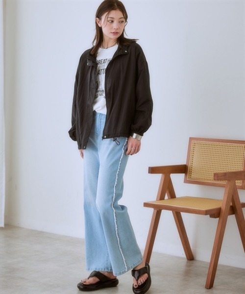 nissen(ニッセン)の「シアー素材パーカーブルゾン(ブルゾン・レディース・グリーン/ベージュ/ブラック・S/M/L/LL/3L)」の6枚目の写真