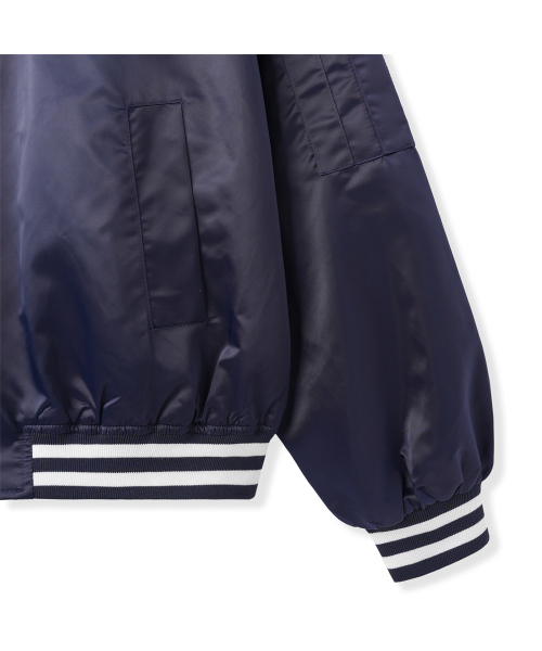 GRAYBLVD(グレイブラバット)の「ティティバスティジャケット GKAJK63(NAVY)(スタジャン・レディース・ネイビー・MEDIUM/LARGE)」の4枚目の写真
