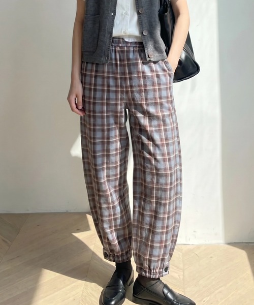 cammie(キャミー)の「あったかチェックパンツ(その他パンツ・レディース・ブラウン/グレー・M/L)」の2枚目の写真
