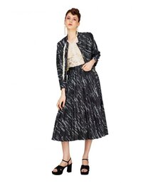 GREEDILOUS（グリディアス）の「デニムウィズパールフラットカットクロップジャケット（その他アウター）」