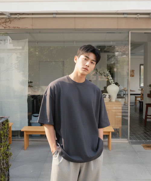 PACIENCIA（パシエンシア）の「無地ビッグサイズボックスフィット半袖（Tシャツ/カットソー・メンズ・ホワイト/ブラック/グレー/チャコール・MEDIUM/LARGE/X-LARGE/XX-LARGE）」の8枚目の写真