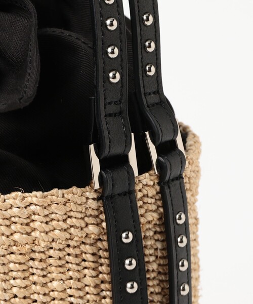 Demi-Luxe BEAMS(デミルクス ビームス)の「VIOLAd’ORO / アバカ スタッズ バケツ トートバッグ(かごバッグ・レディース・ブラック・ONE SIZE)」の5枚目の写真