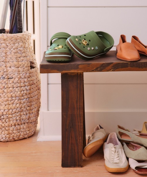 crocs（クロックス）の「クロックス　クロックバンド ガム クロッグ / crocs Crocband Gum Clog（サンダル・レディース・ブラック/アイボリー/オリーブ/ネイビー・28cm/29cm/22cm/23cm/24cm/25cm/26cm/27cm）」の16枚目の写真