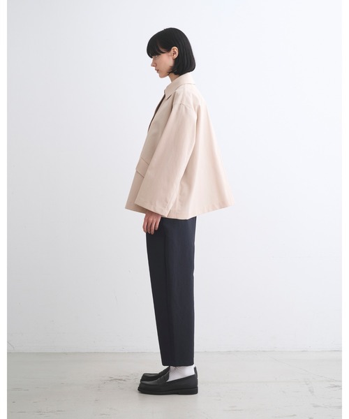 Traditional Weatherwear(トラディショナルウェザーウェア)の「LINTON SHORT(ステンカラーコート・レディース・ベージュ系その他/ネイビー・32)」の5枚目の写真