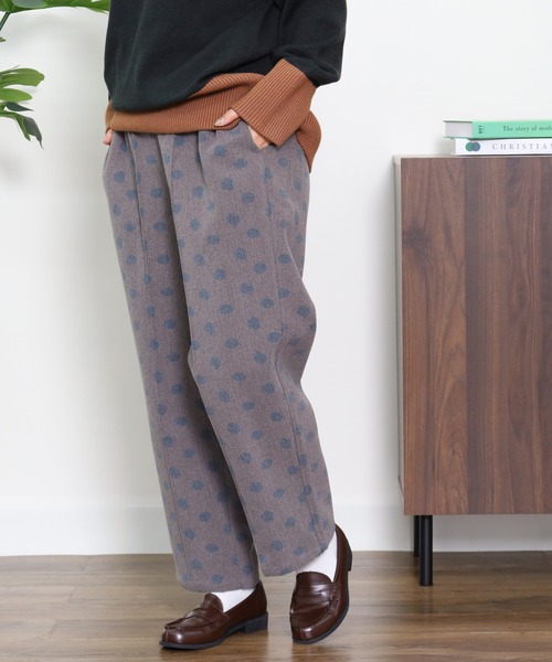 Emago(イマゴ)の「EMAGO ドット柄ニードルパンチパンツ(その他パンツ・レディース・チャコールグレー/グリーン/ブラウン・FREE)」の7枚目の写真