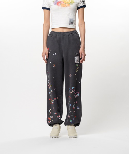 Maison MIHARA YASUHIRO（メゾンミハラヤスヒロ）の「Kids Sticker Printed Sweat Pants（スウェットパンツ・レディース・ホワイト/ブラック・36/38）」の12枚目の写真