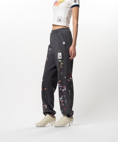 Maison MIHARA YASUHIRO（メゾンミハラヤスヒロ）の「Kids Sticker Printed Sweat Pants（スウェットパンツ・レディース・ホワイト/ブラック・36/38）」の14枚目の写真