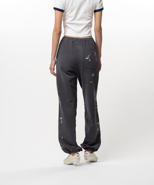 Maison MIHARA YASUHIRO（メゾンミハラヤスヒロ）の「Kids Sticker Printed Sweat Pants（スウェットパンツ・レディース・ホワイト/ブラック・36/38）」の15枚目の写真