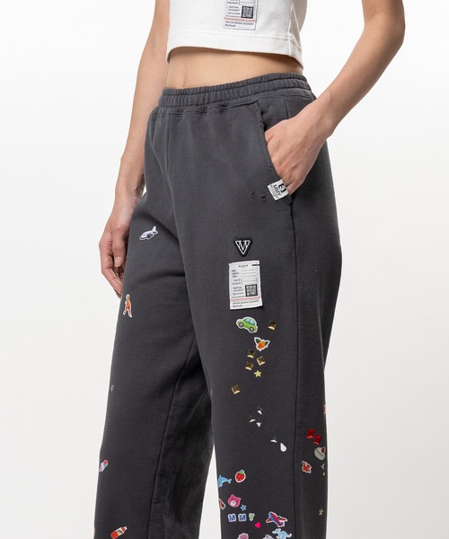 Maison MIHARA YASUHIRO（メゾンミハラヤスヒロ）の「Kids Sticker Printed Sweat Pants（スウェットパンツ・レディース・ホワイト/ブラック・36/38）」の16枚目の写真